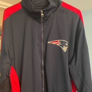 Mens XXL New England Patriots light weight full zip jacket.